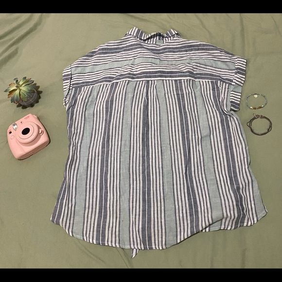 Sanctuary Striped Button-up tie top - Picture 4 of 4